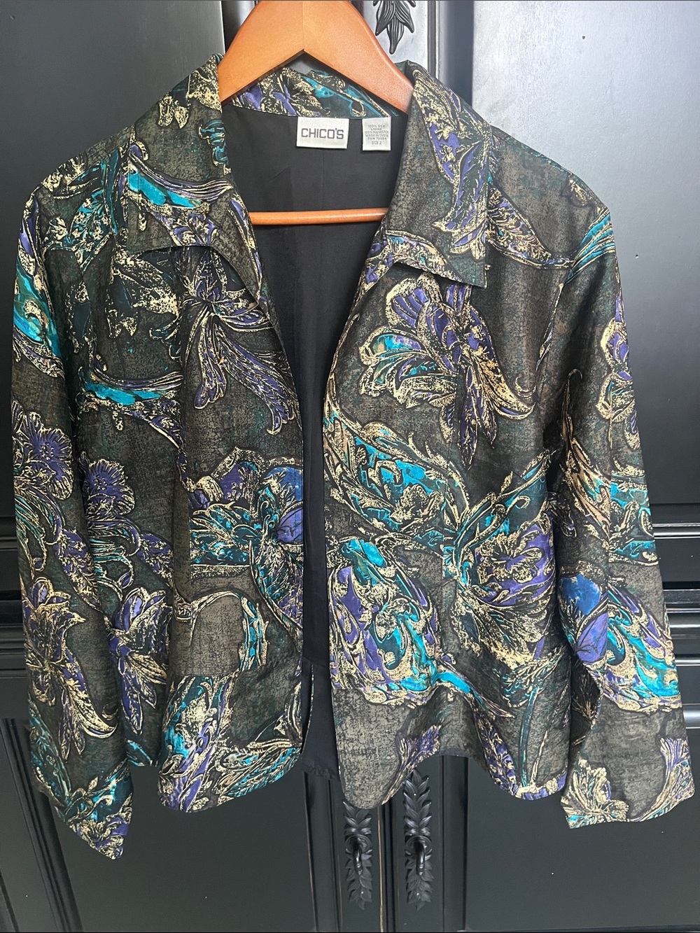 100% silk Chico’s jacket  size 2